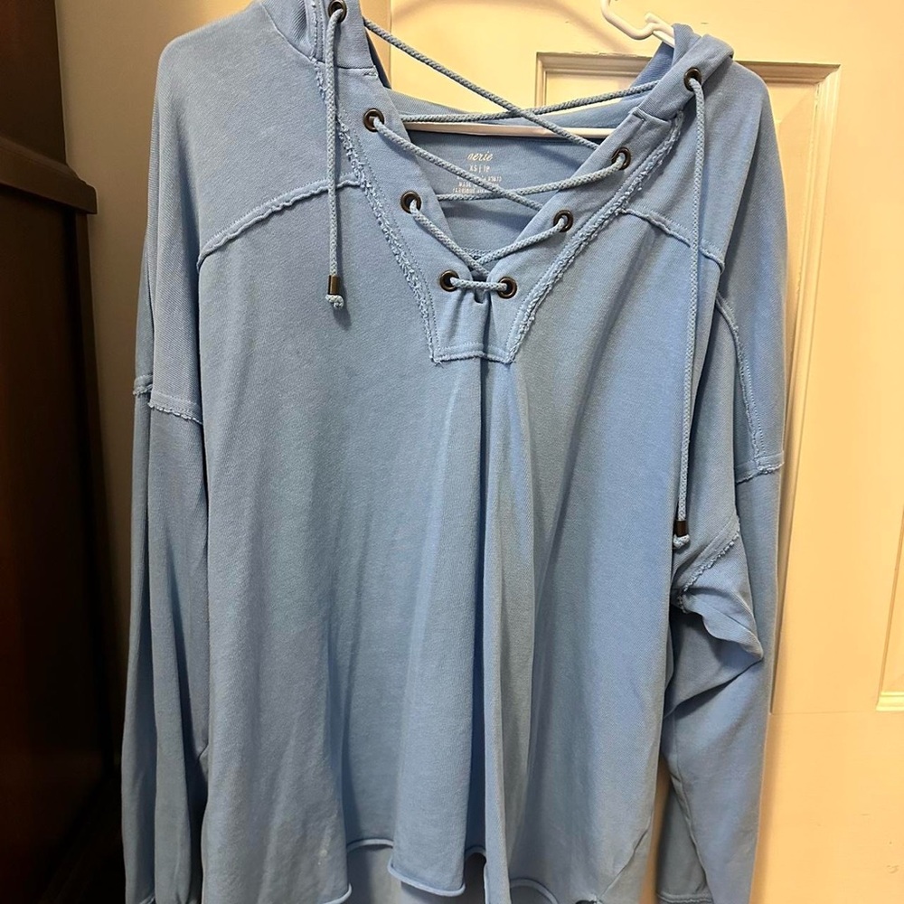 Aerie sweatshirt